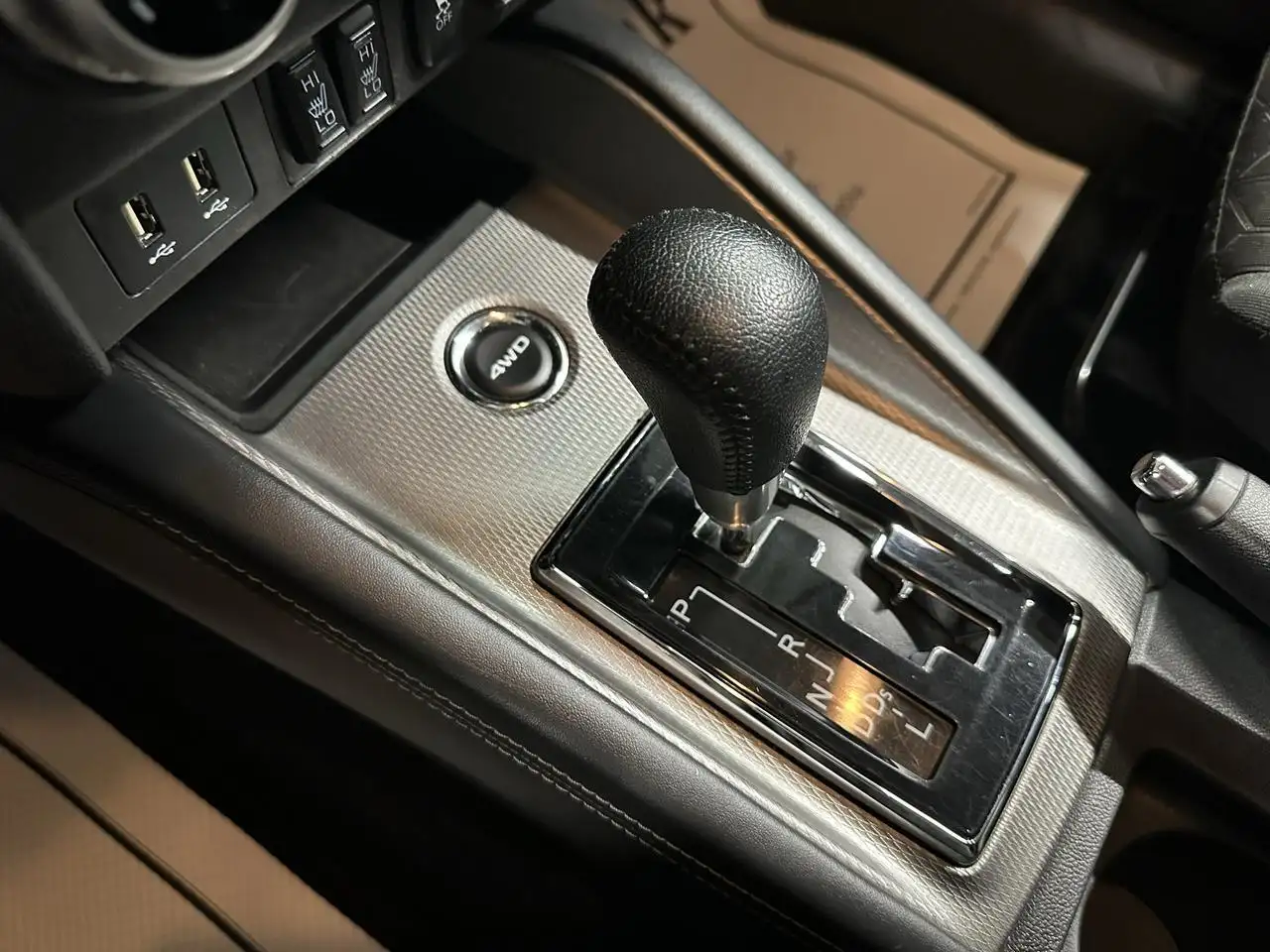 Mitsubishi RVR снимка Mitsubishi RVR