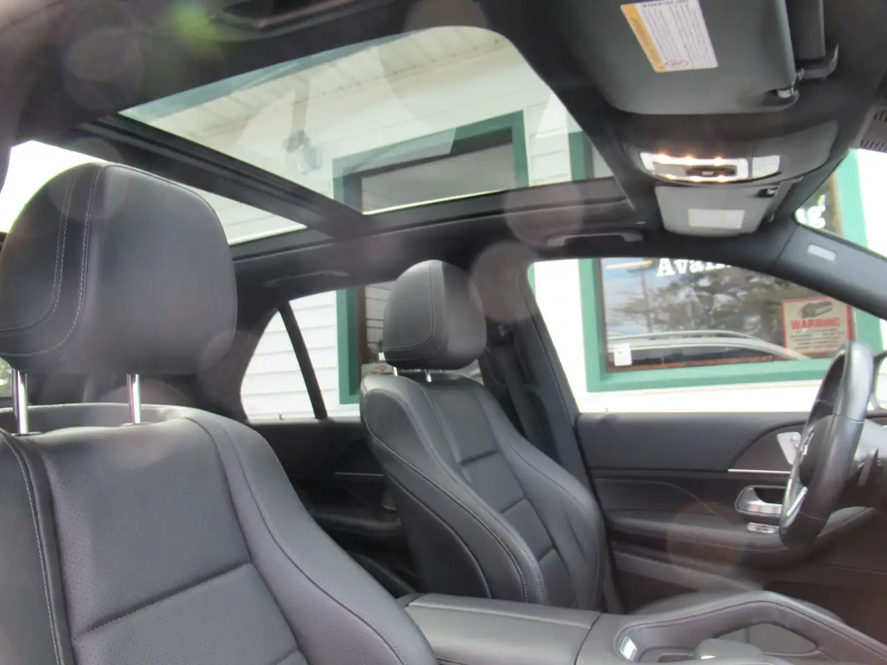 Mercedes-Benz GLE снимка Mercedes-Benz GLE