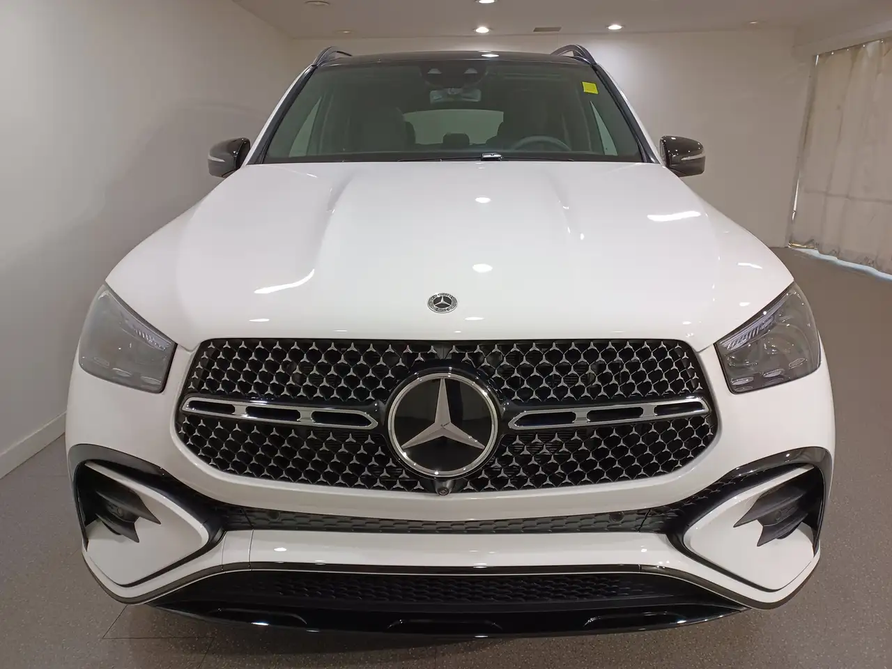 Mercedes-Benz GLE снимка Mercedes-Benz GLE