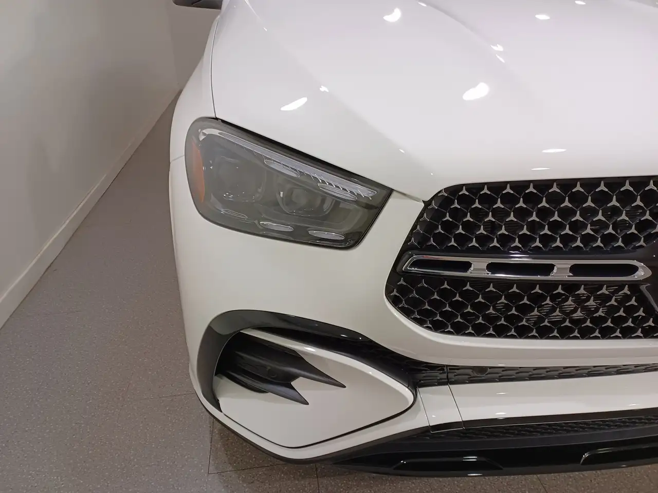 Mercedes-Benz GLE снимка Mercedes-Benz GLE