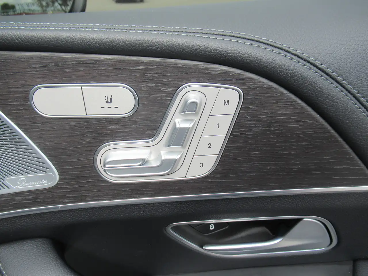Mercedes-Benz GLE снимка Mercedes-Benz GLE