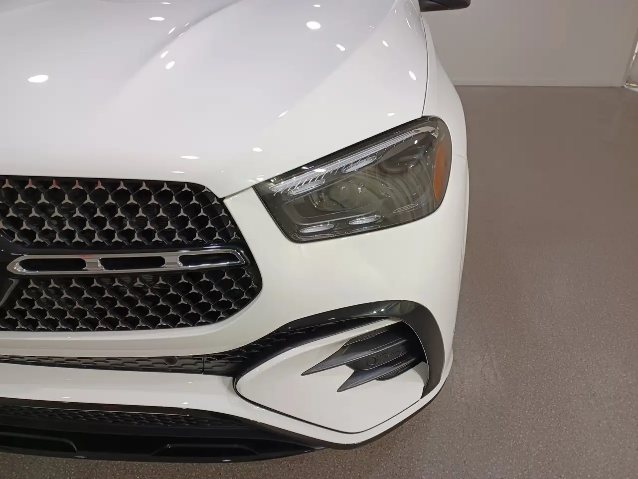 Mercedes-Benz GLE снимка Mercedes-Benz GLE