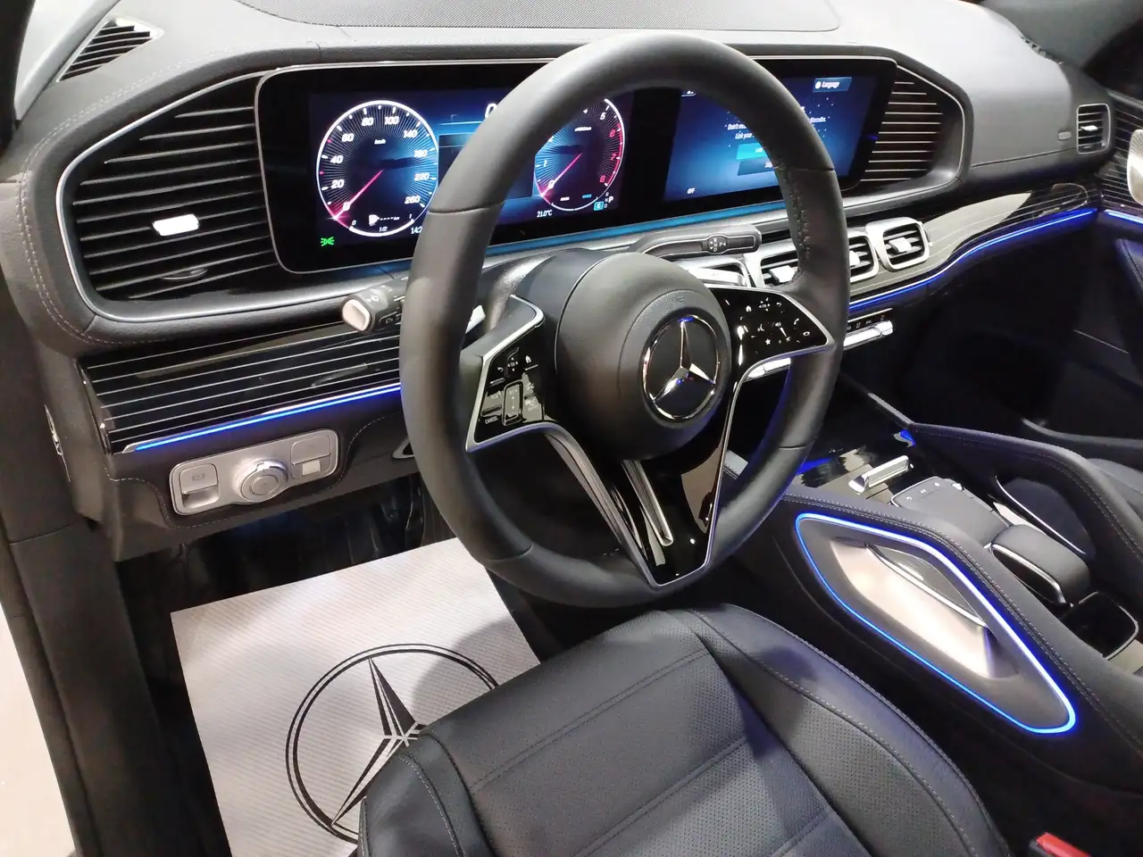 Mercedes-Benz GLE снимка Mercedes-Benz GLE