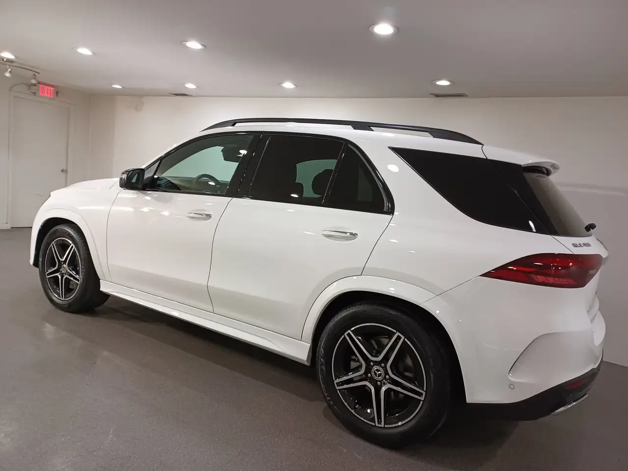 Mercedes-Benz GLE снимка Mercedes-Benz GLE