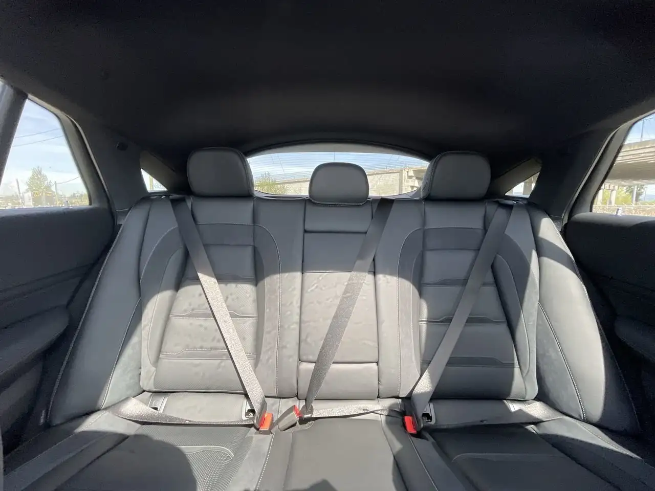Mercedes-Benz GLE снимка Mercedes-Benz GLE