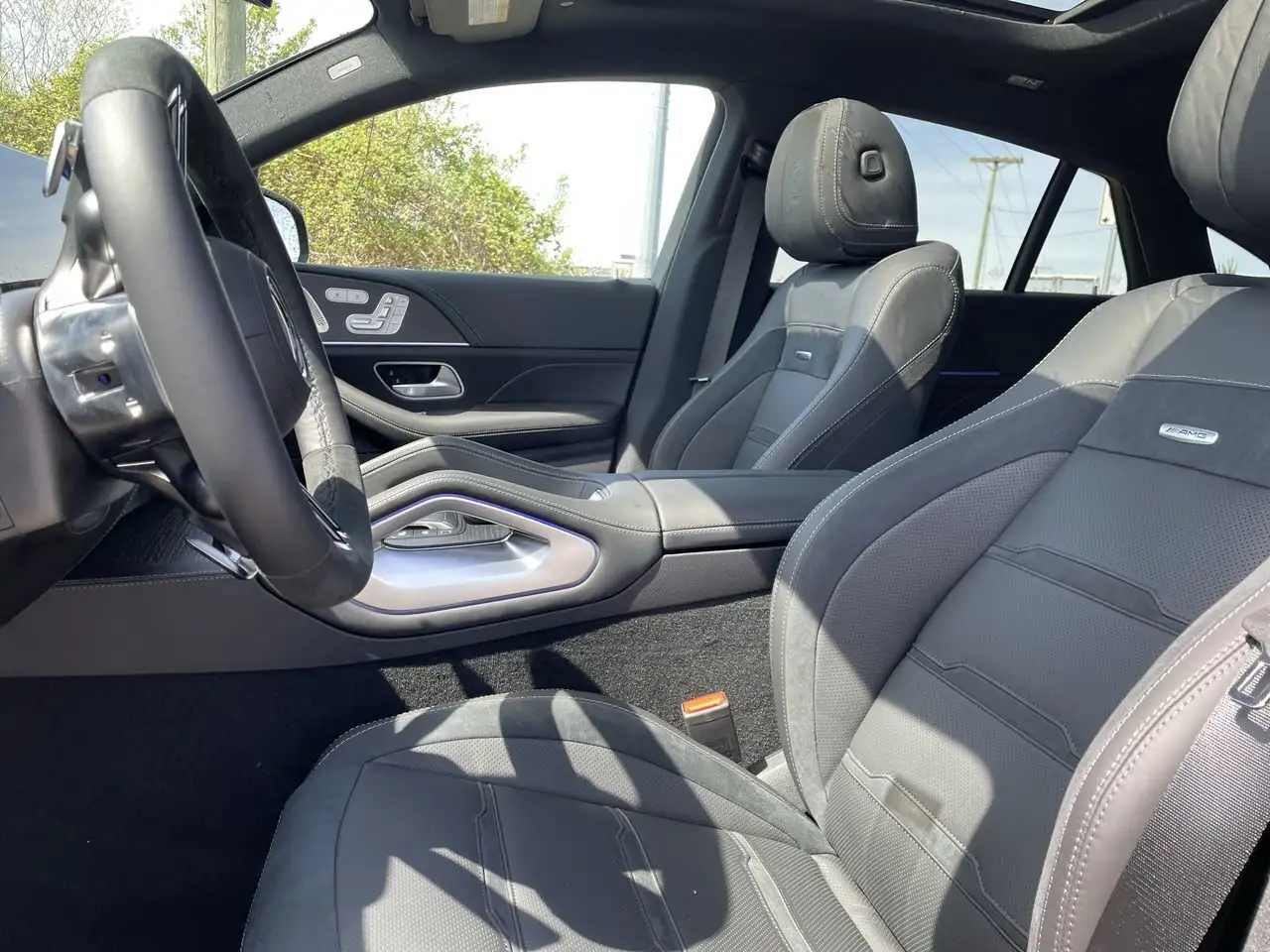 Mercedes-Benz GLE снимка Mercedes-Benz GLE