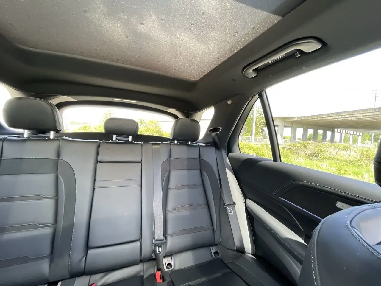 Mercedes-Benz GLE снимка Mercedes-Benz GLE