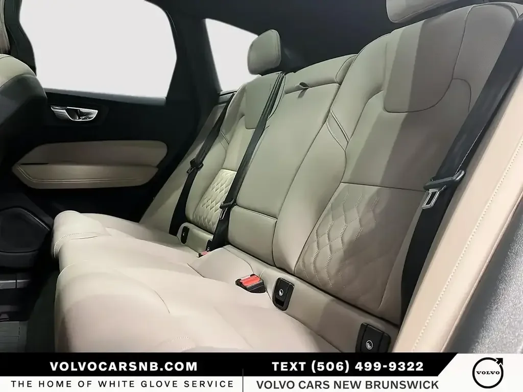 Volvo XC60 снимка Volvo XC60