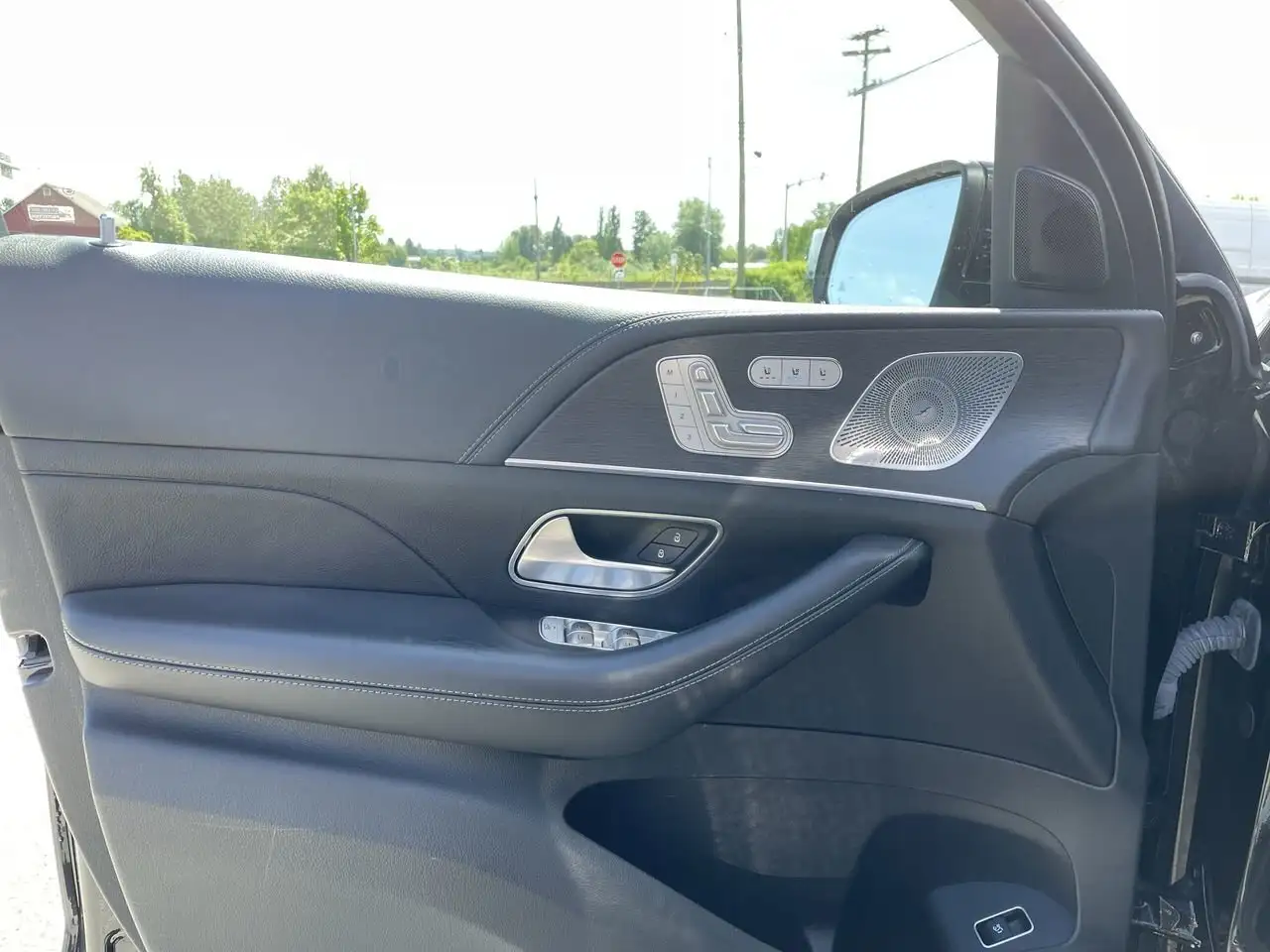 Mercedes-Benz GLE снимка Mercedes-Benz GLE