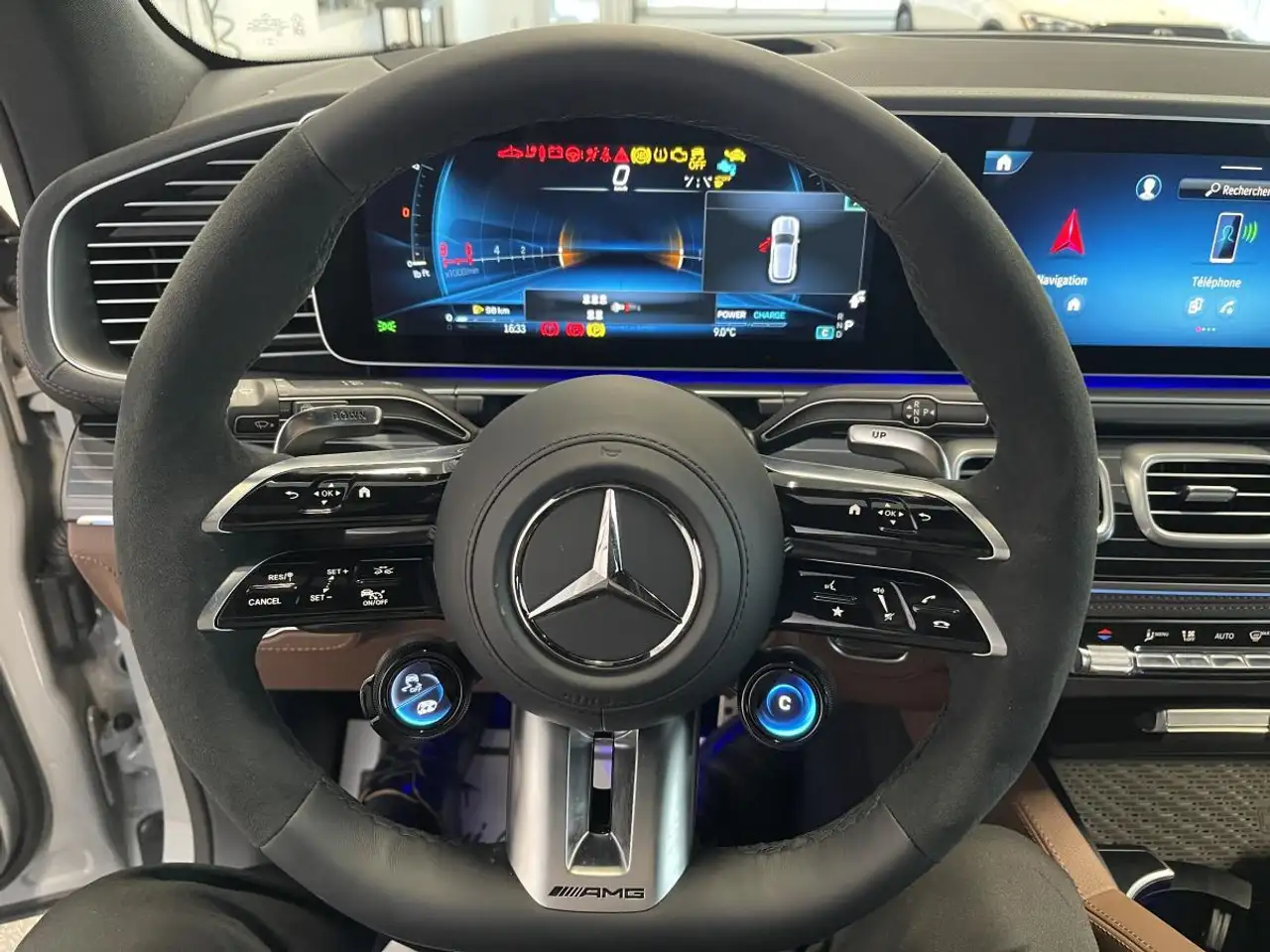 Mercedes-Benz GLE снимка Mercedes-Benz GLE