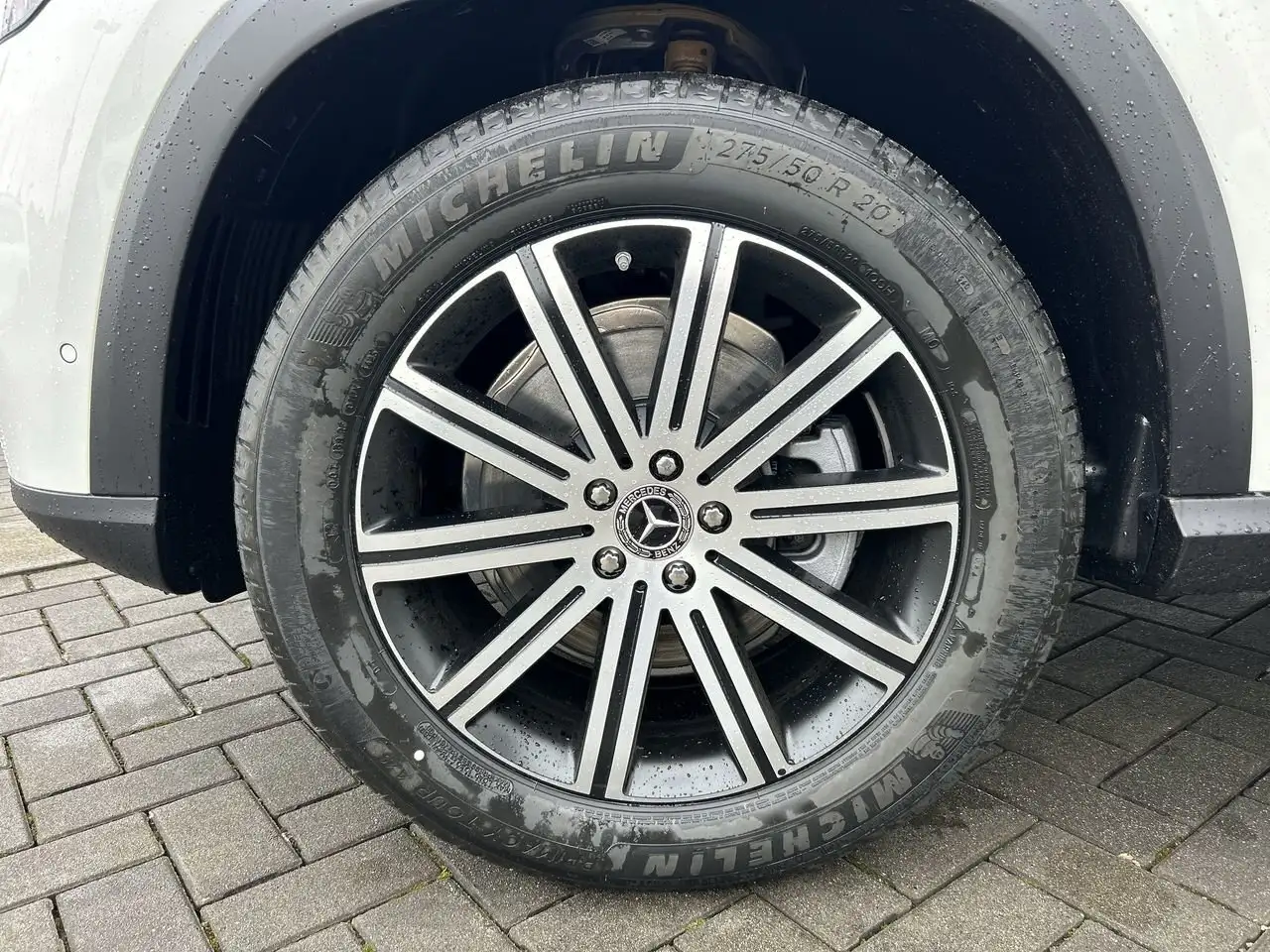 Mercedes-Benz GLE снимка Mercedes-Benz GLE