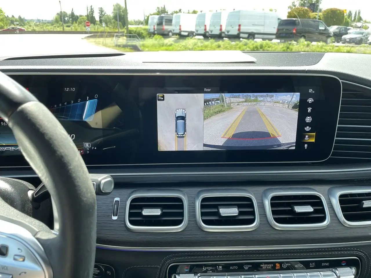 Mercedes-Benz GLE снимка Mercedes-Benz GLE
