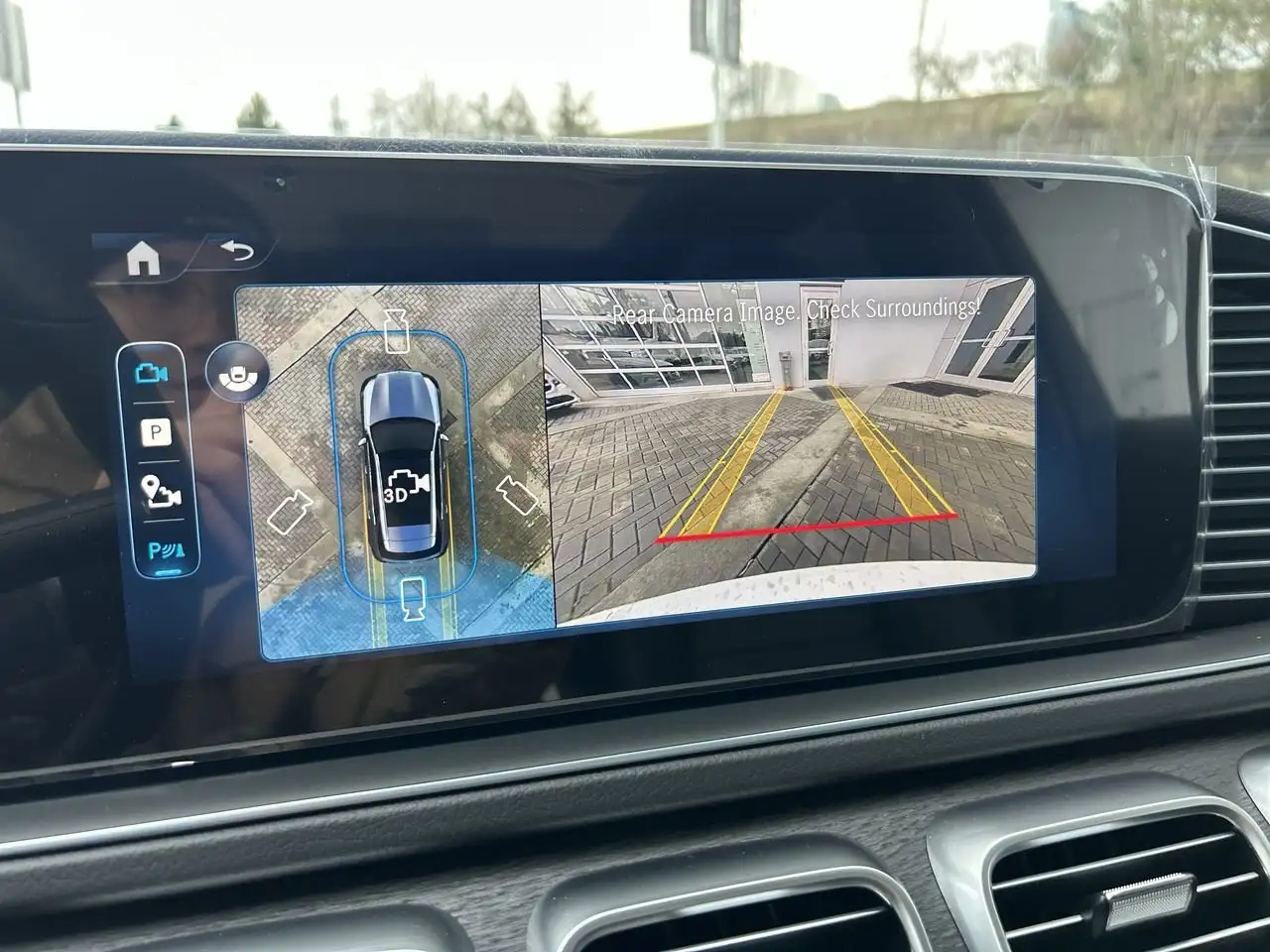 Mercedes-Benz GLE снимка Mercedes-Benz GLE