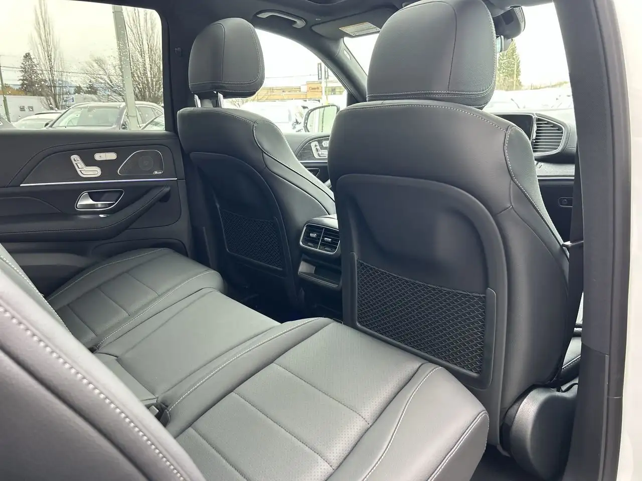 Mercedes-Benz GLE снимка Mercedes-Benz GLE