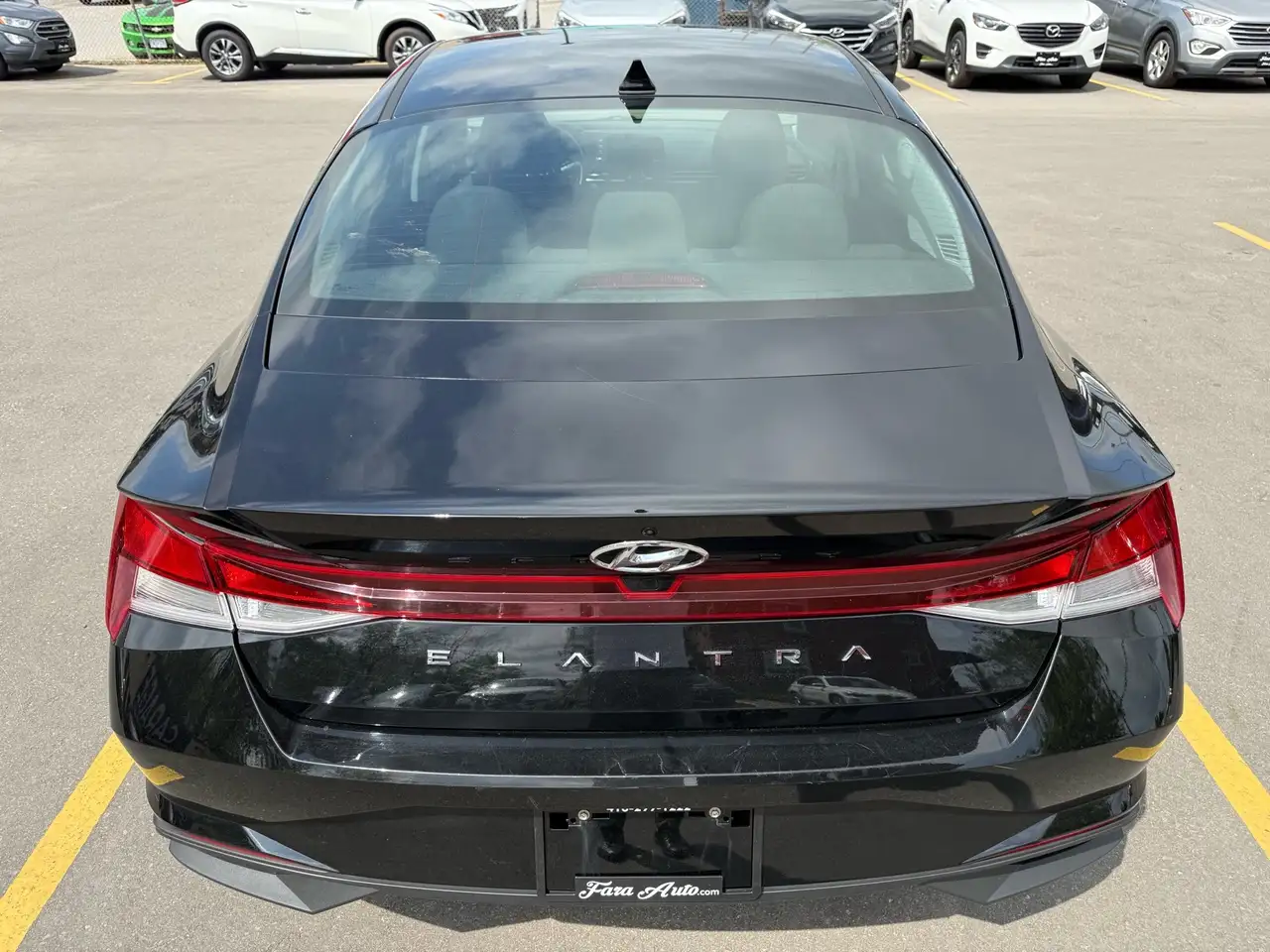 Hyundai ELANTRA снимка Hyundai ELANTRA