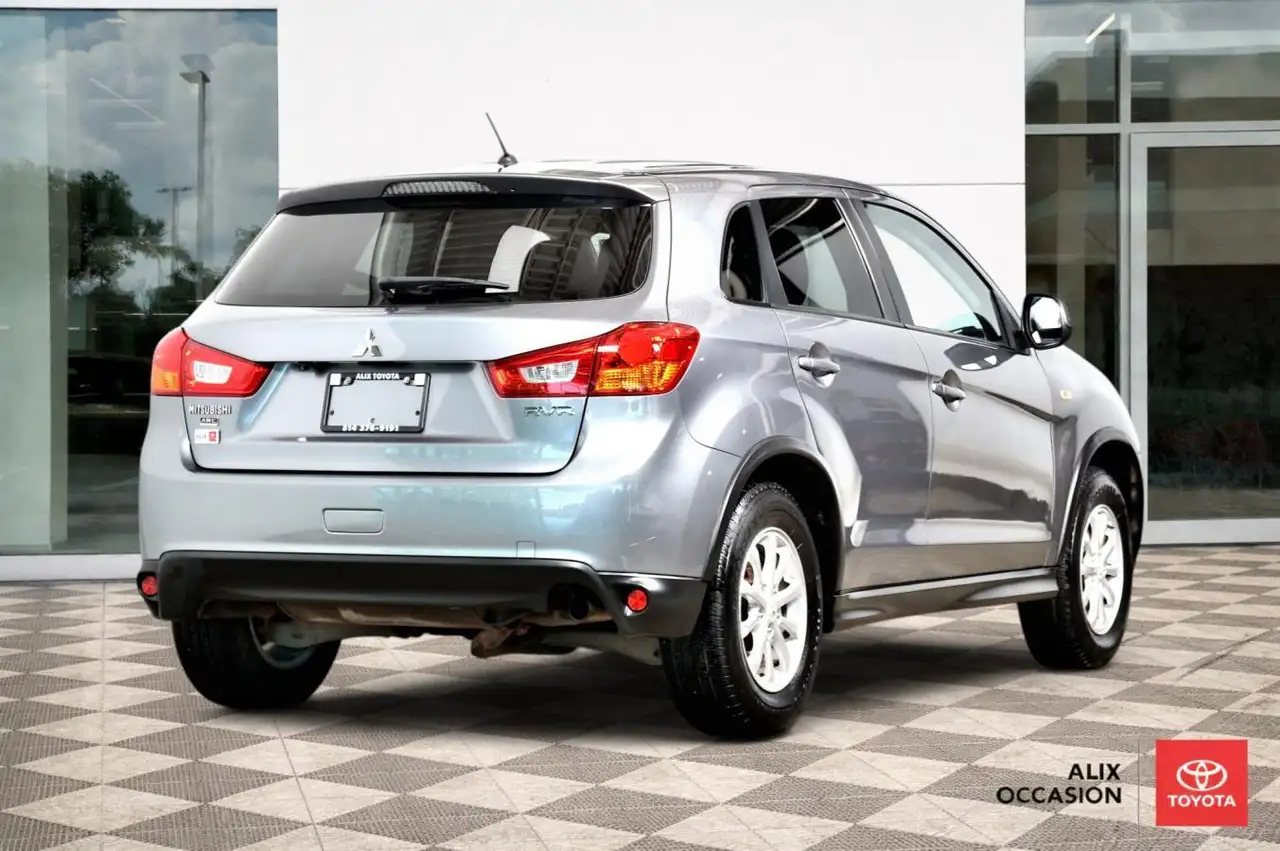 Mitsubishi RVR fotografie Mitsubishi RVR