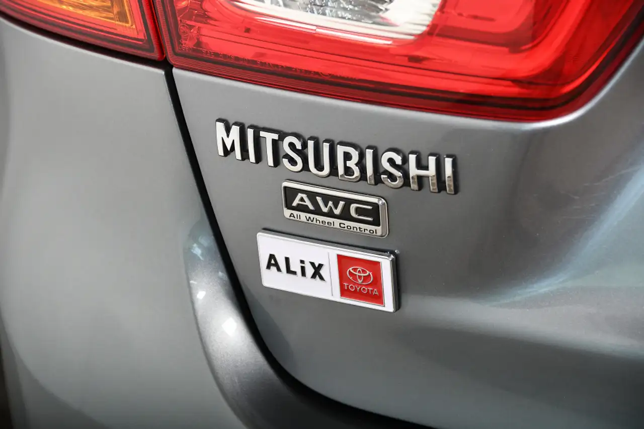 Mitsubishi RVR fotografie Mitsubishi RVR