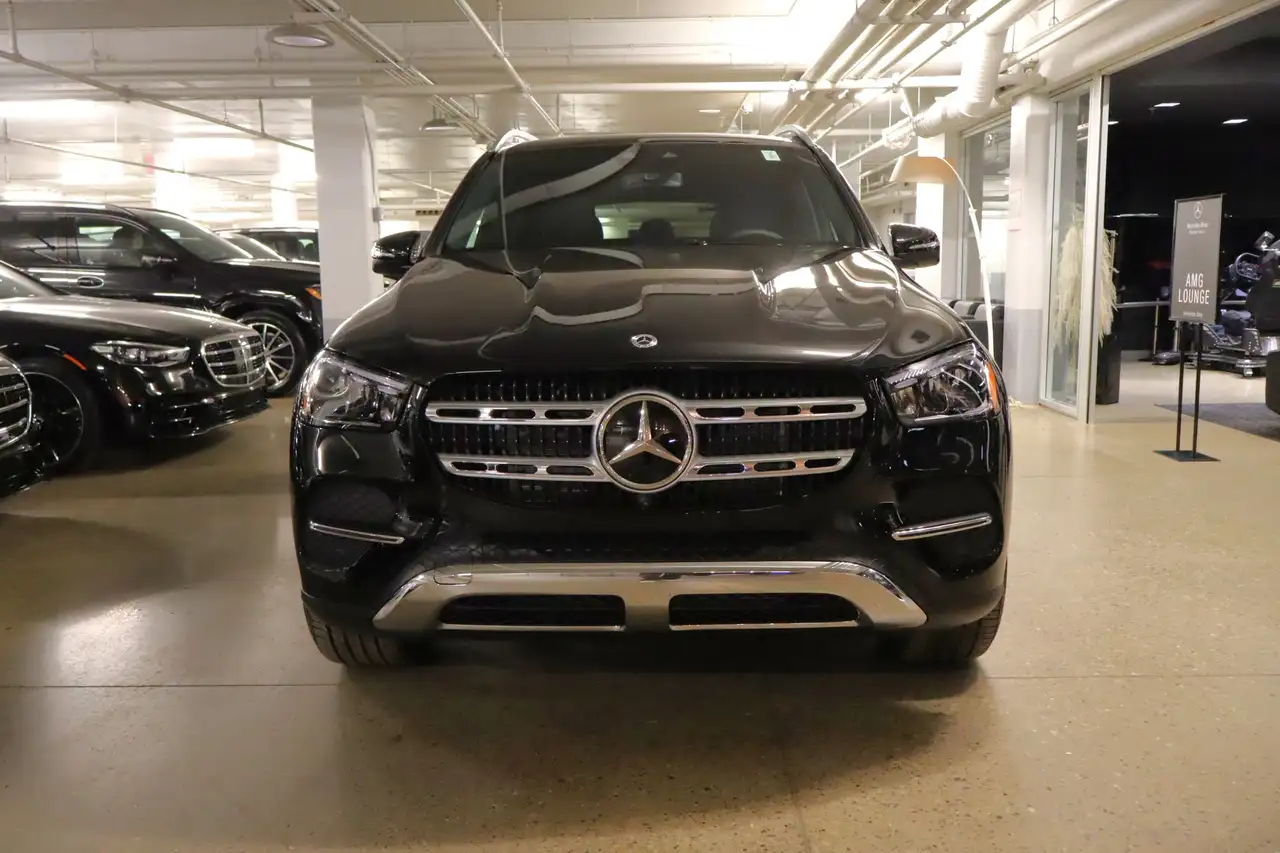 Mercedes-Benz GLE снимка Mercedes-Benz GLE