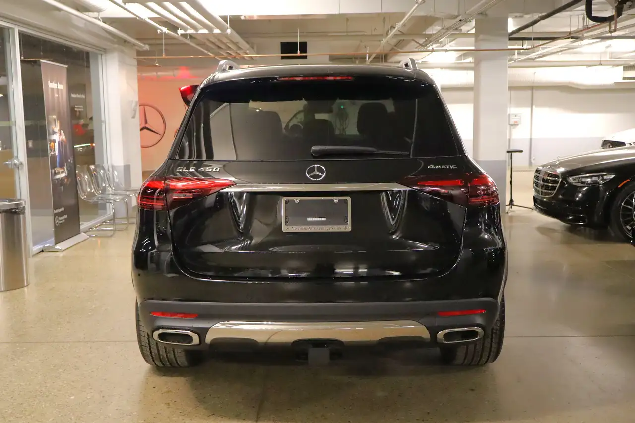 Mercedes-Benz GLE снимка Mercedes-Benz GLE