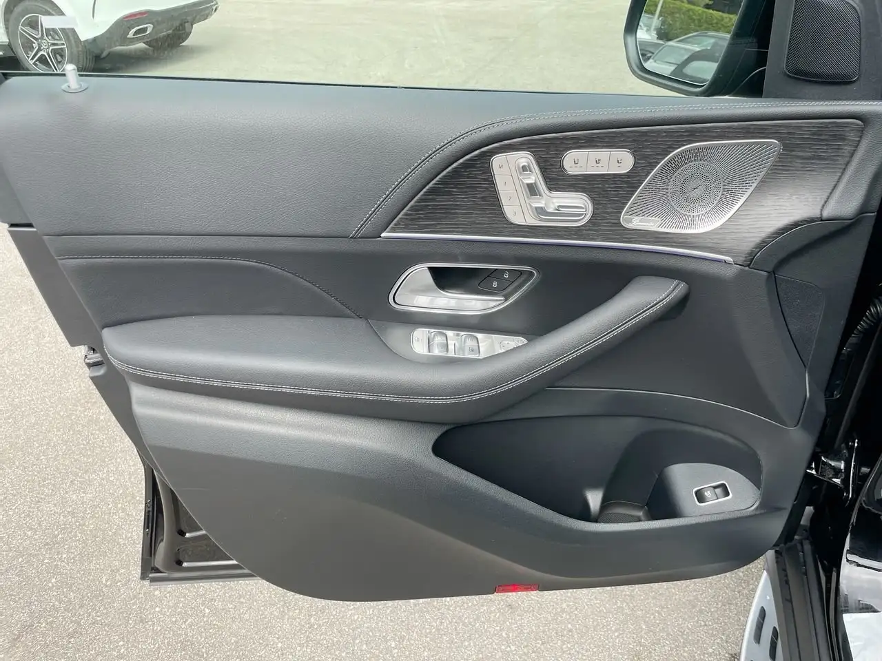 Mercedes-Benz GLE photo Mercedes-Benz GLE