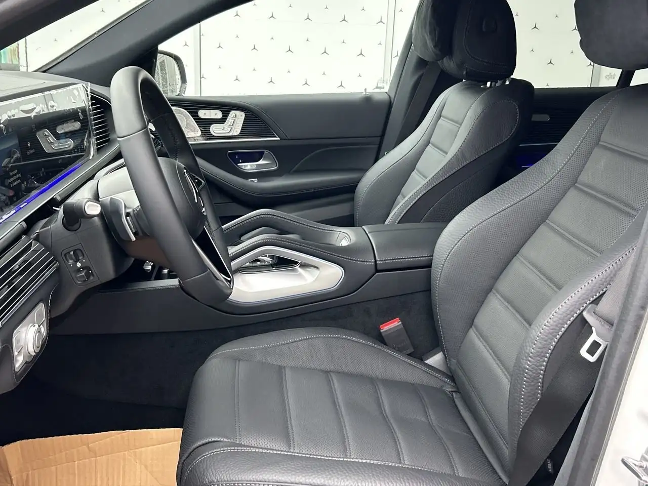 Mercedes-Benz GLE снимка Mercedes-Benz GLE