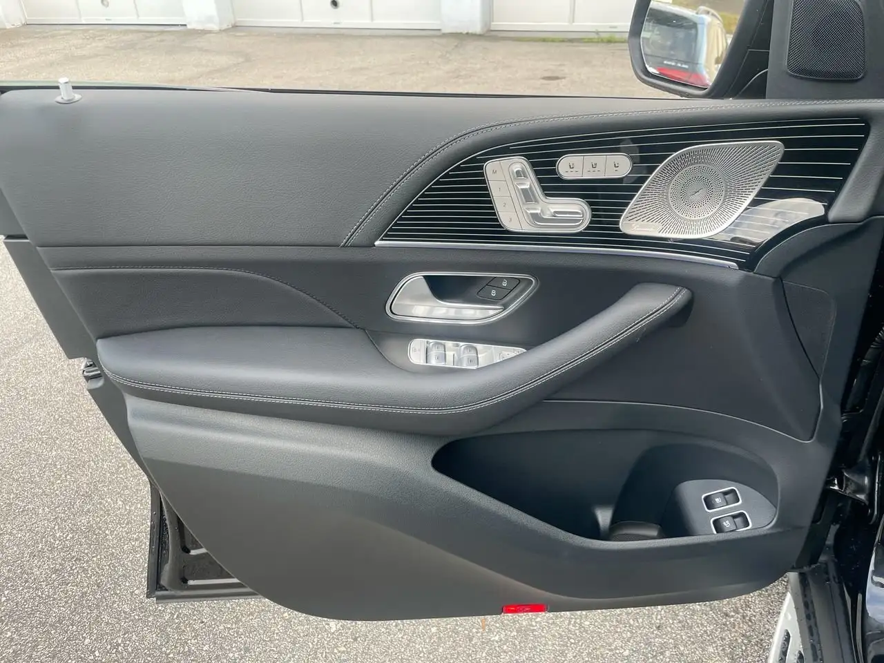 Mercedes-Benz GLE снимка Mercedes-Benz GLE