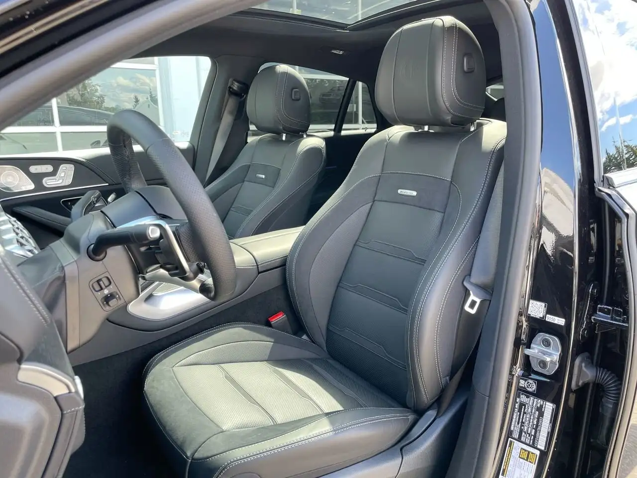 Mercedes-Benz GLE photo Mercedes-Benz GLE