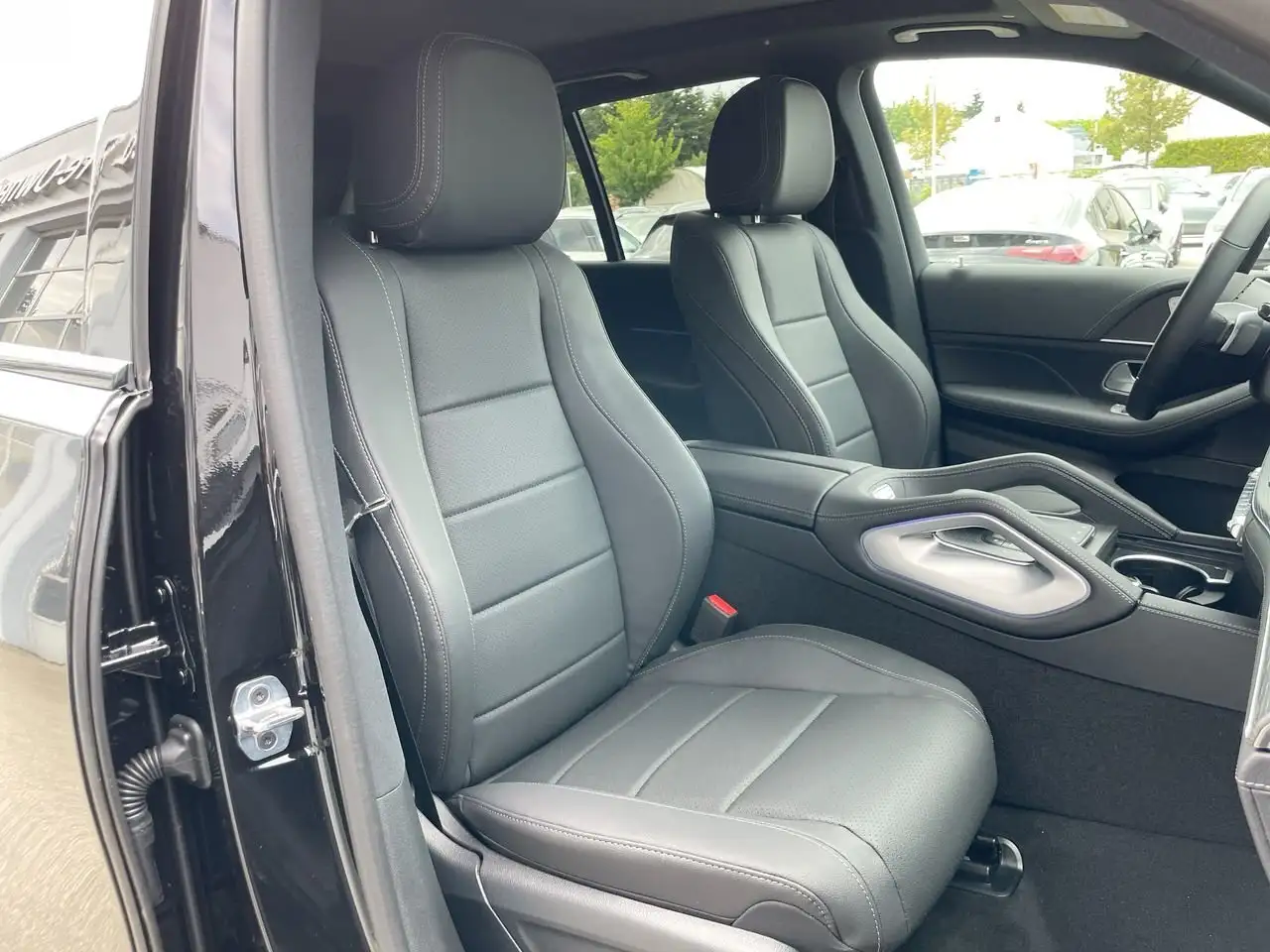 Mercedes-Benz GLE photo Mercedes-Benz GLE