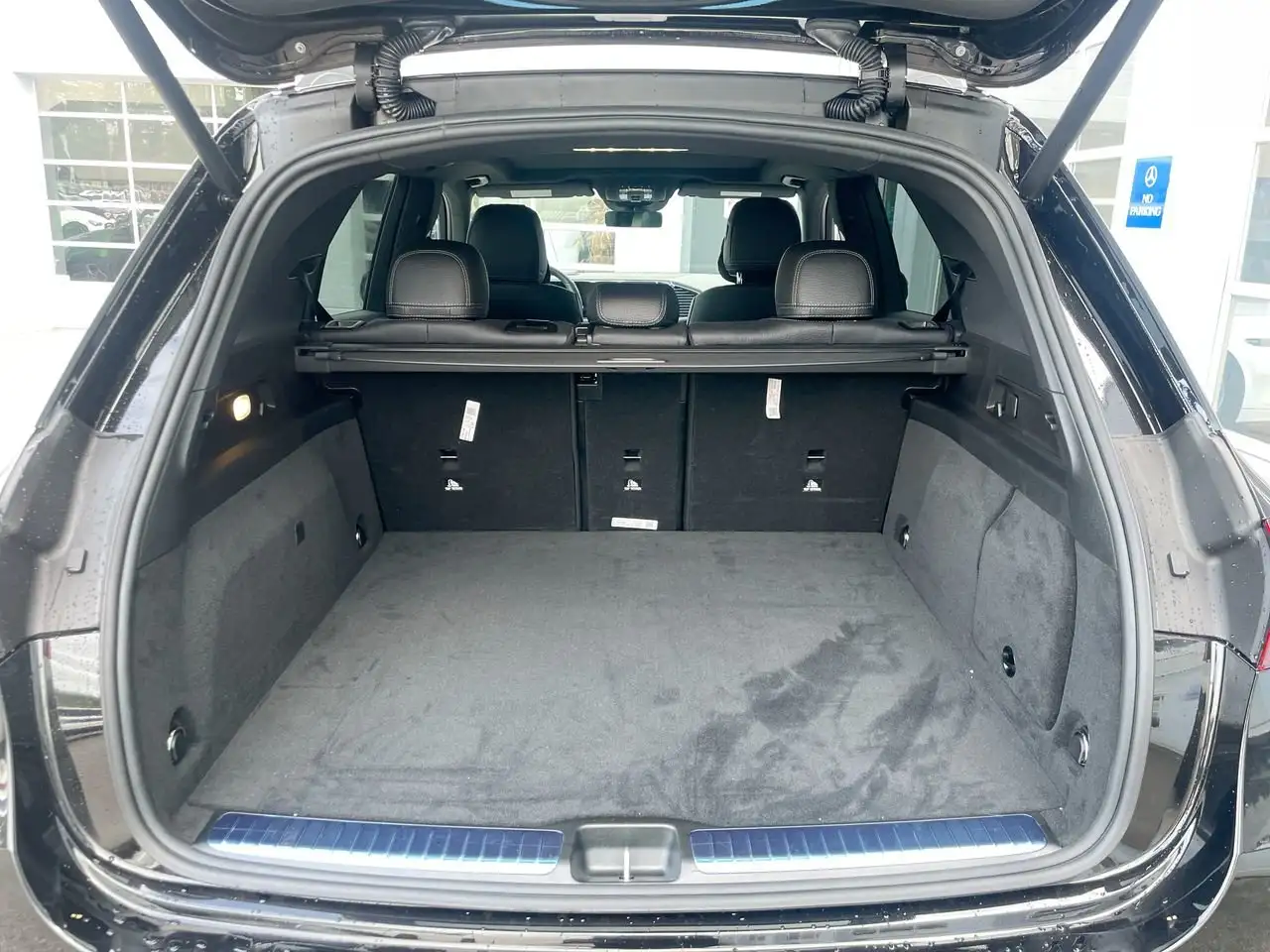 Mercedes-Benz GLE снимка Mercedes-Benz GLE
