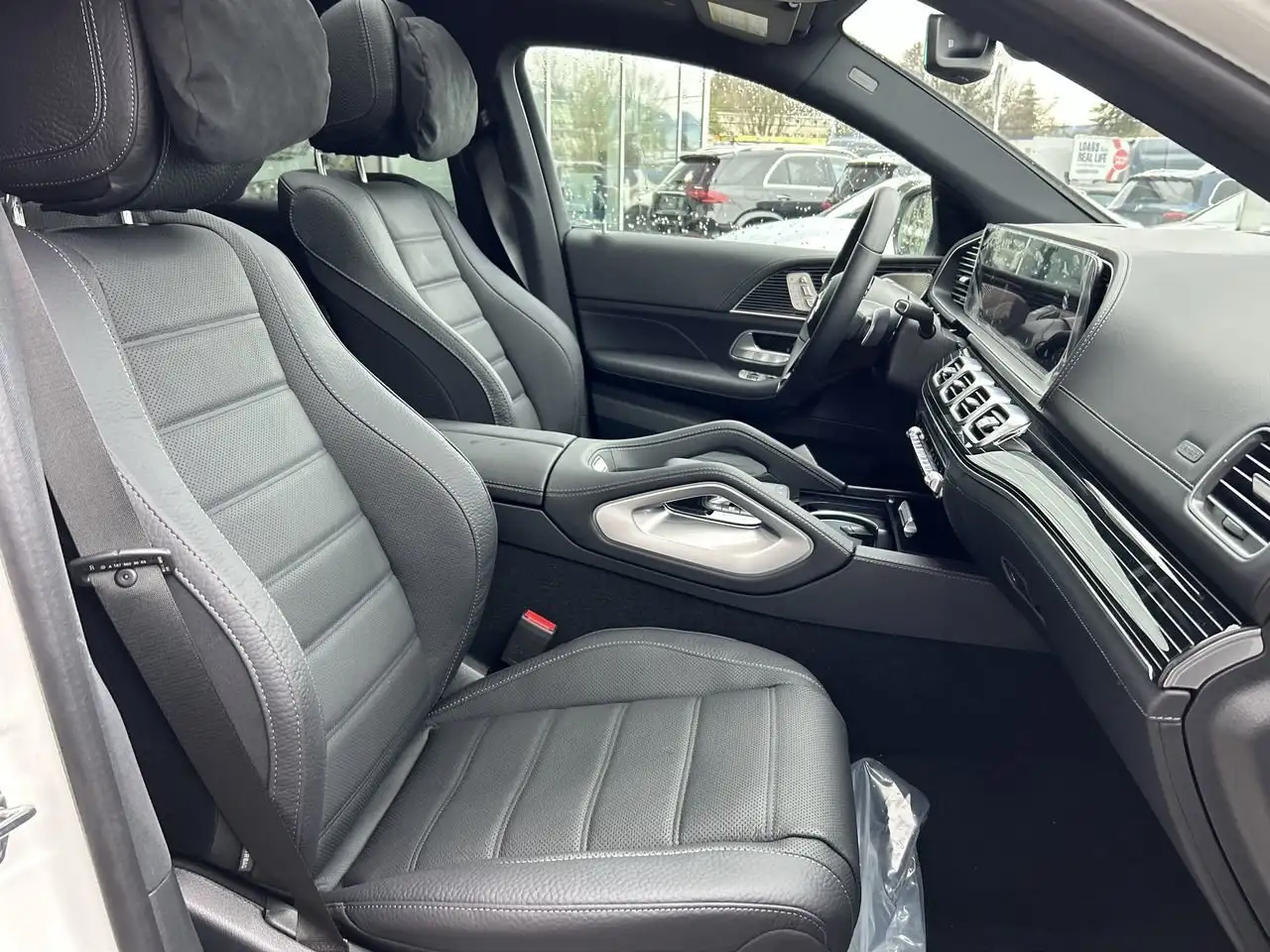 Mercedes-Benz GLE снимка Mercedes-Benz GLE