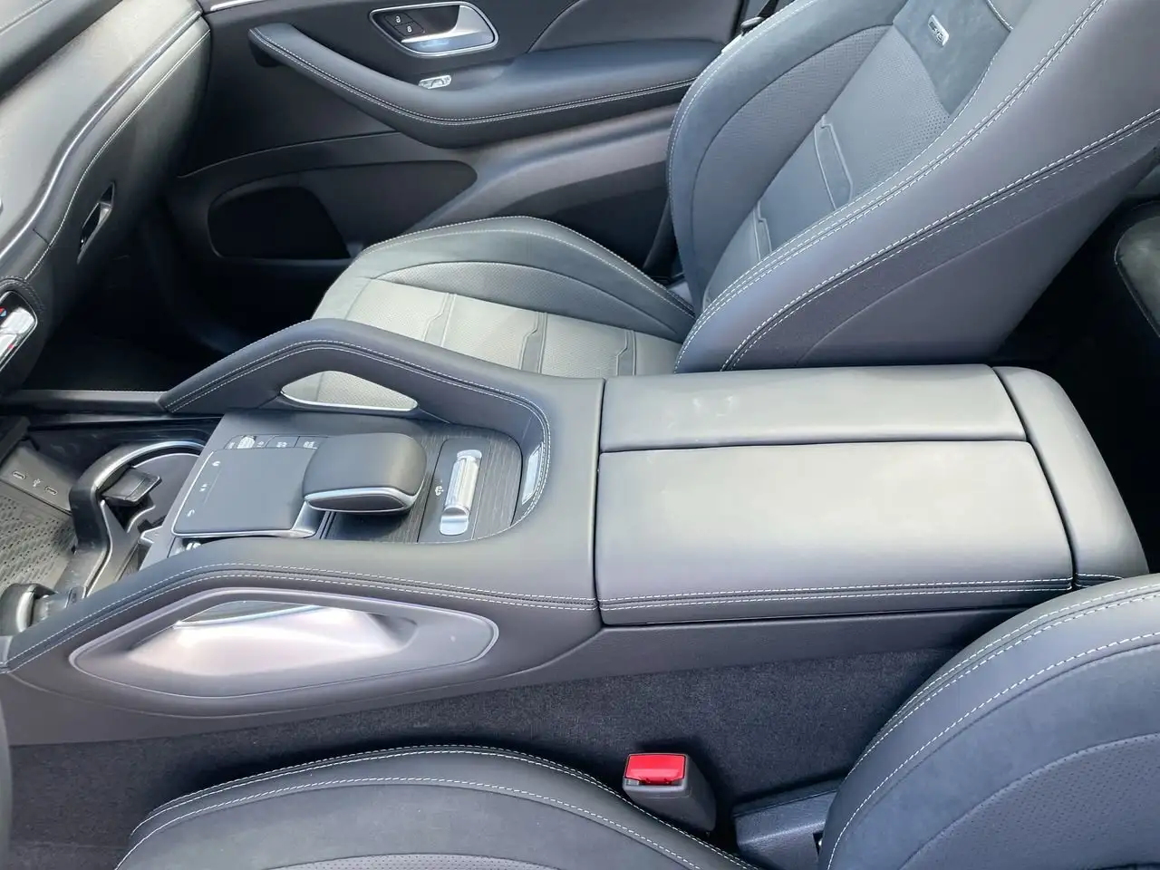 Mercedes-Benz GLE photo Mercedes-Benz GLE