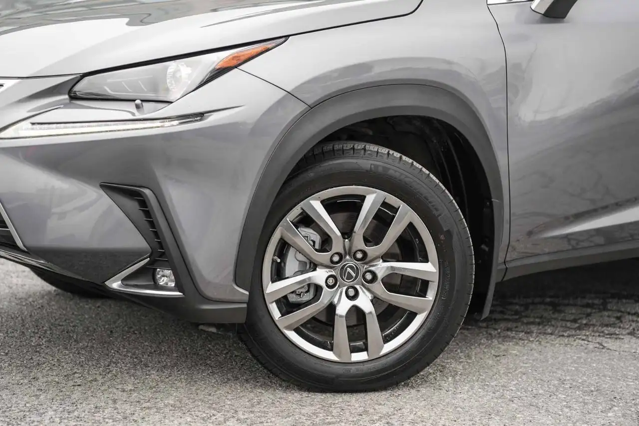 Lexus NX fotografie Lexus NX