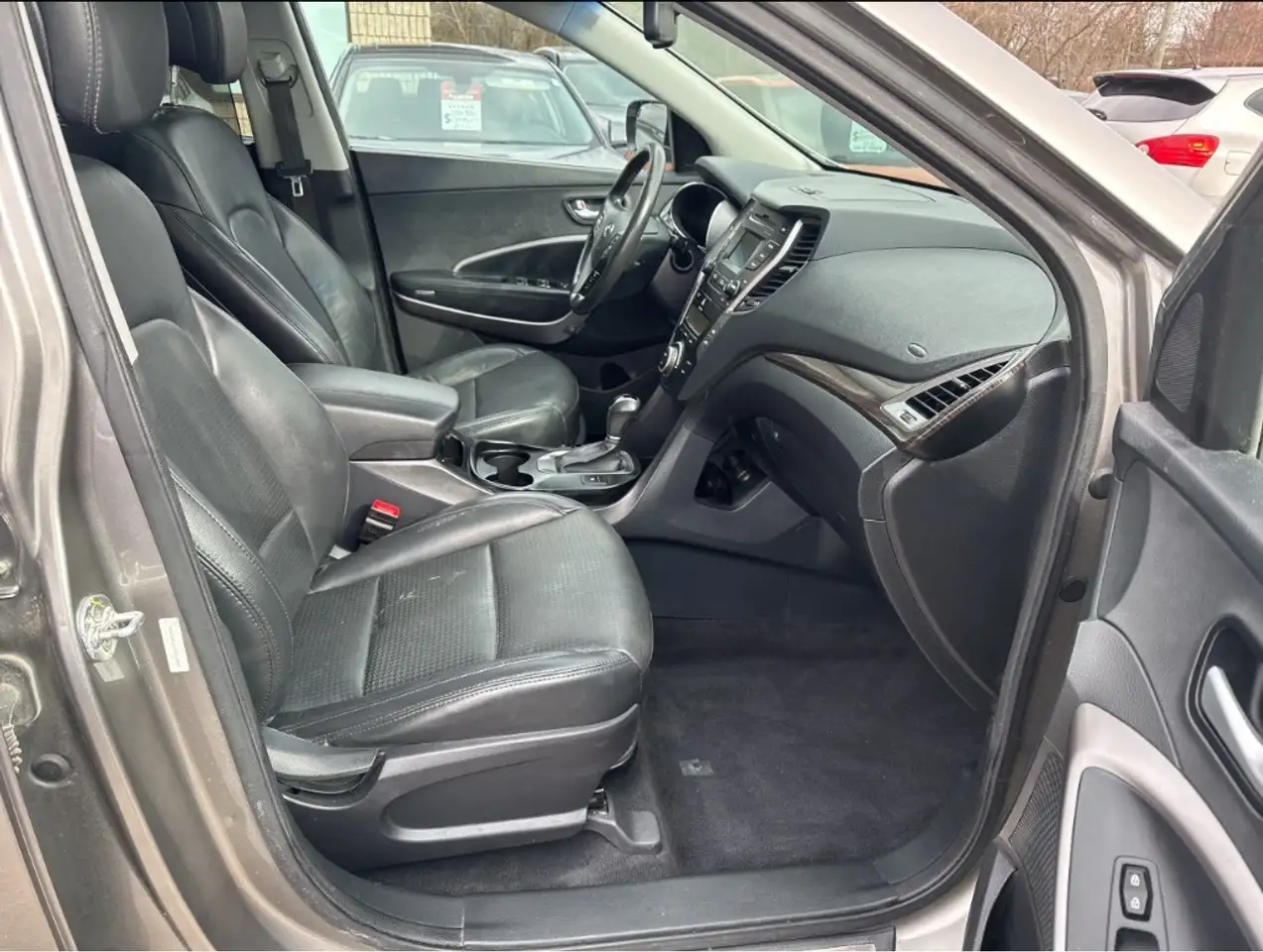 Hyundai SANTA FE снимка Hyundai SANTA FE