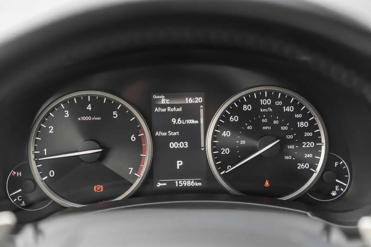 Lexus NX fotografie Lexus NX