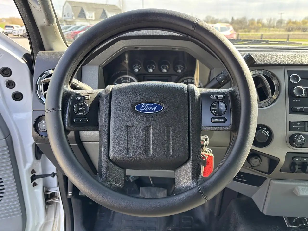 Ford F-550 Super Duty снимка Ford F-550 Super Duty