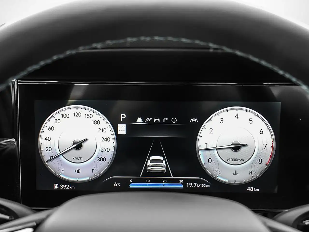 Hyundai ELANTRA fotografie Hyundai ELANTRA