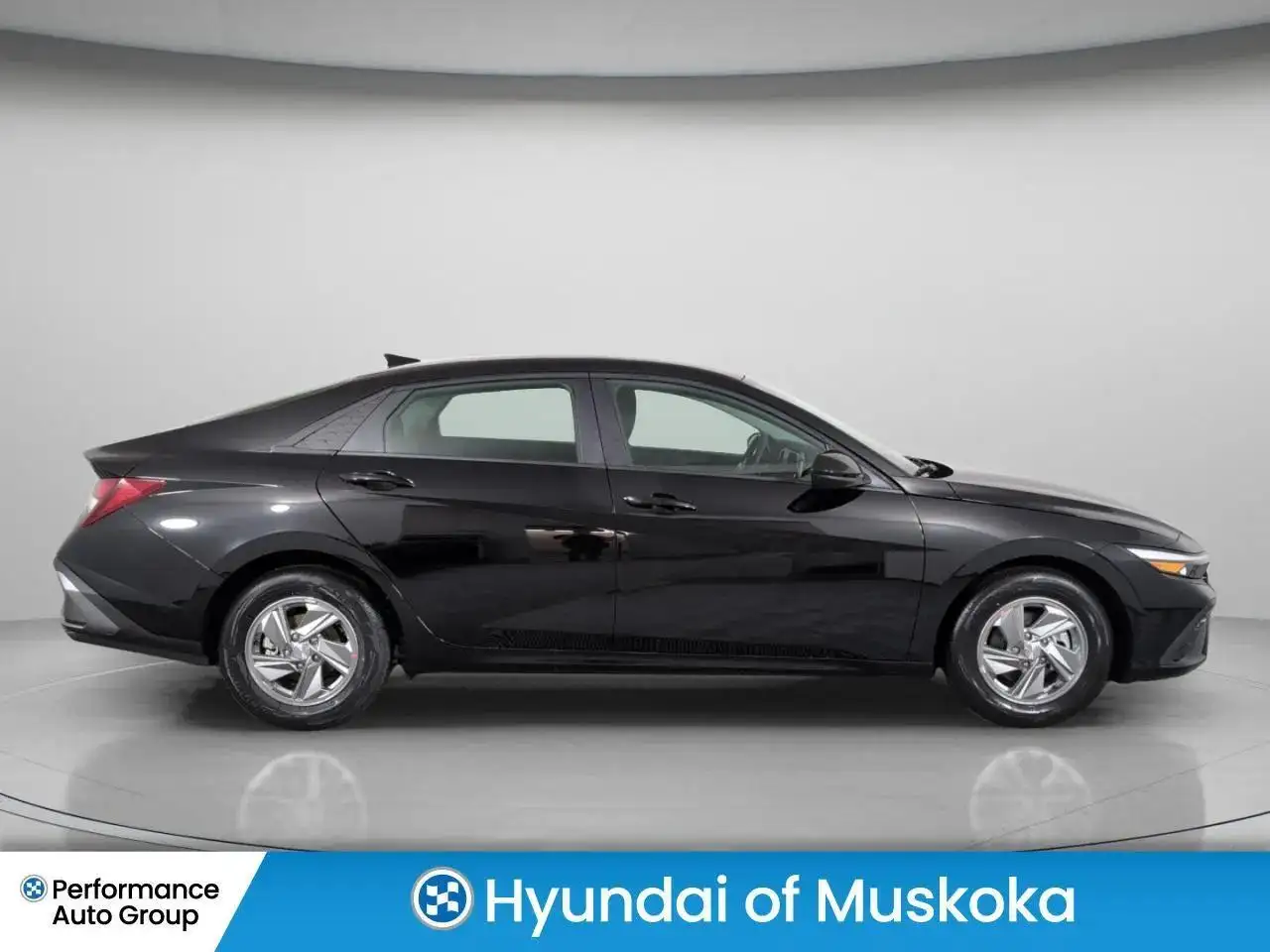 Hyundai ELANTRA снимка Hyundai ELANTRA