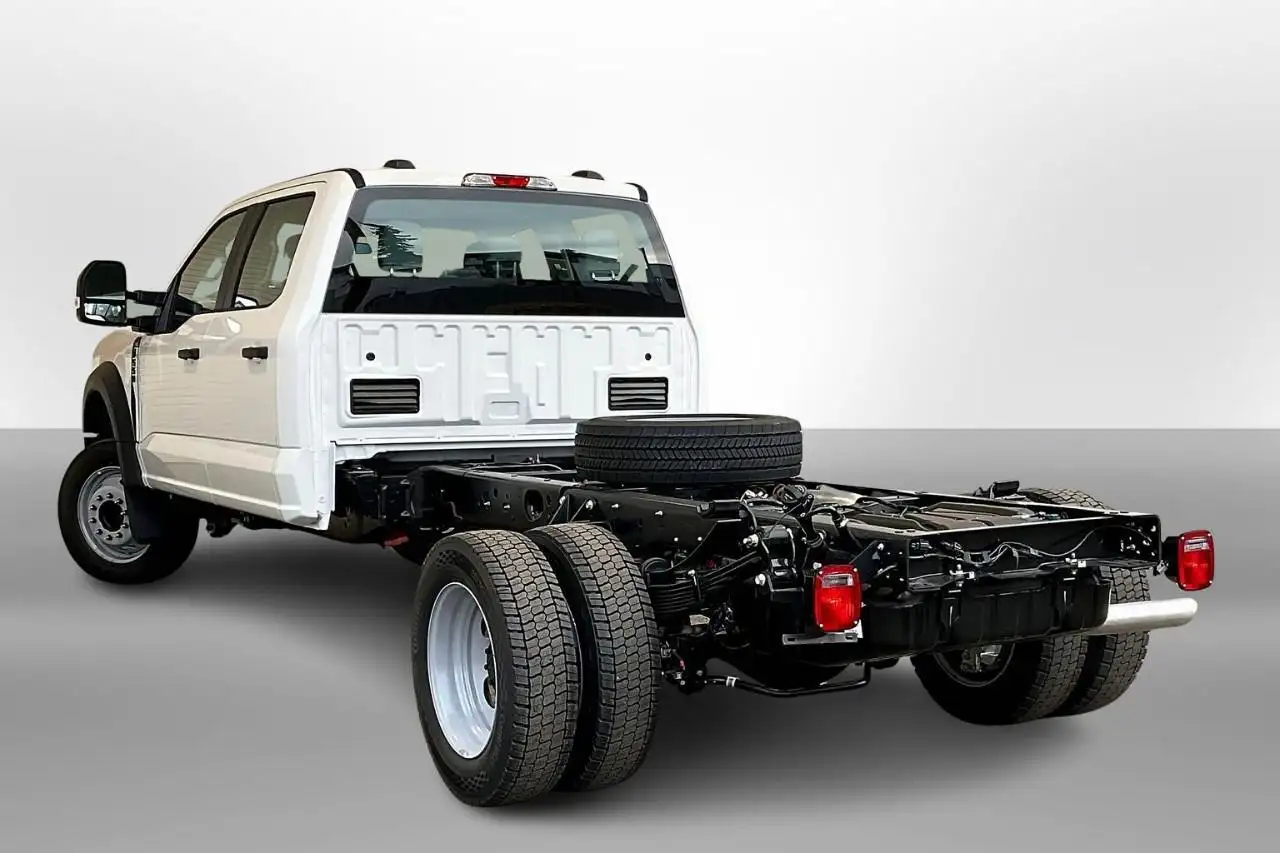 Ford F 550 снимка Ford F 550