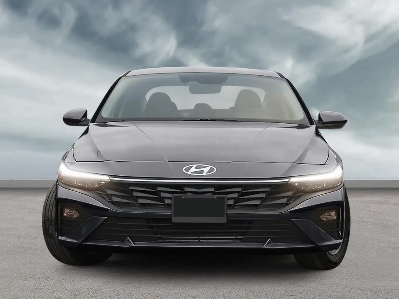 Hyundai ELANTRA photo Hyundai ELANTRA