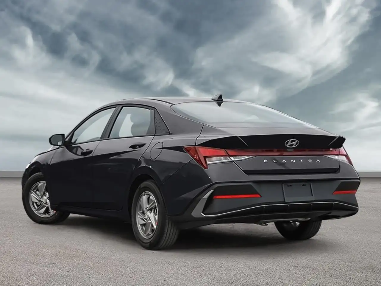 Hyundai ELANTRA photo Hyundai ELANTRA