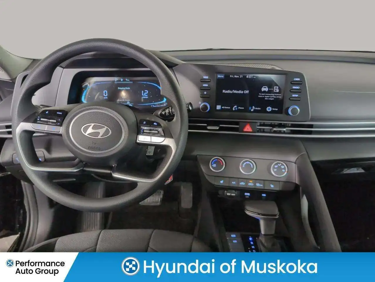 Hyundai ELANTRA снимка Hyundai ELANTRA