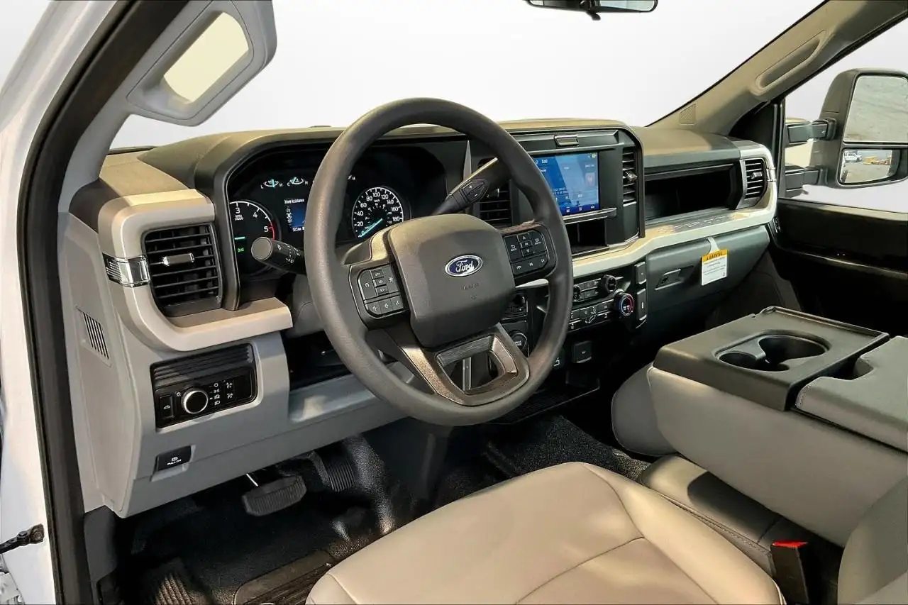 Ford F 550 снимка Ford F 550
