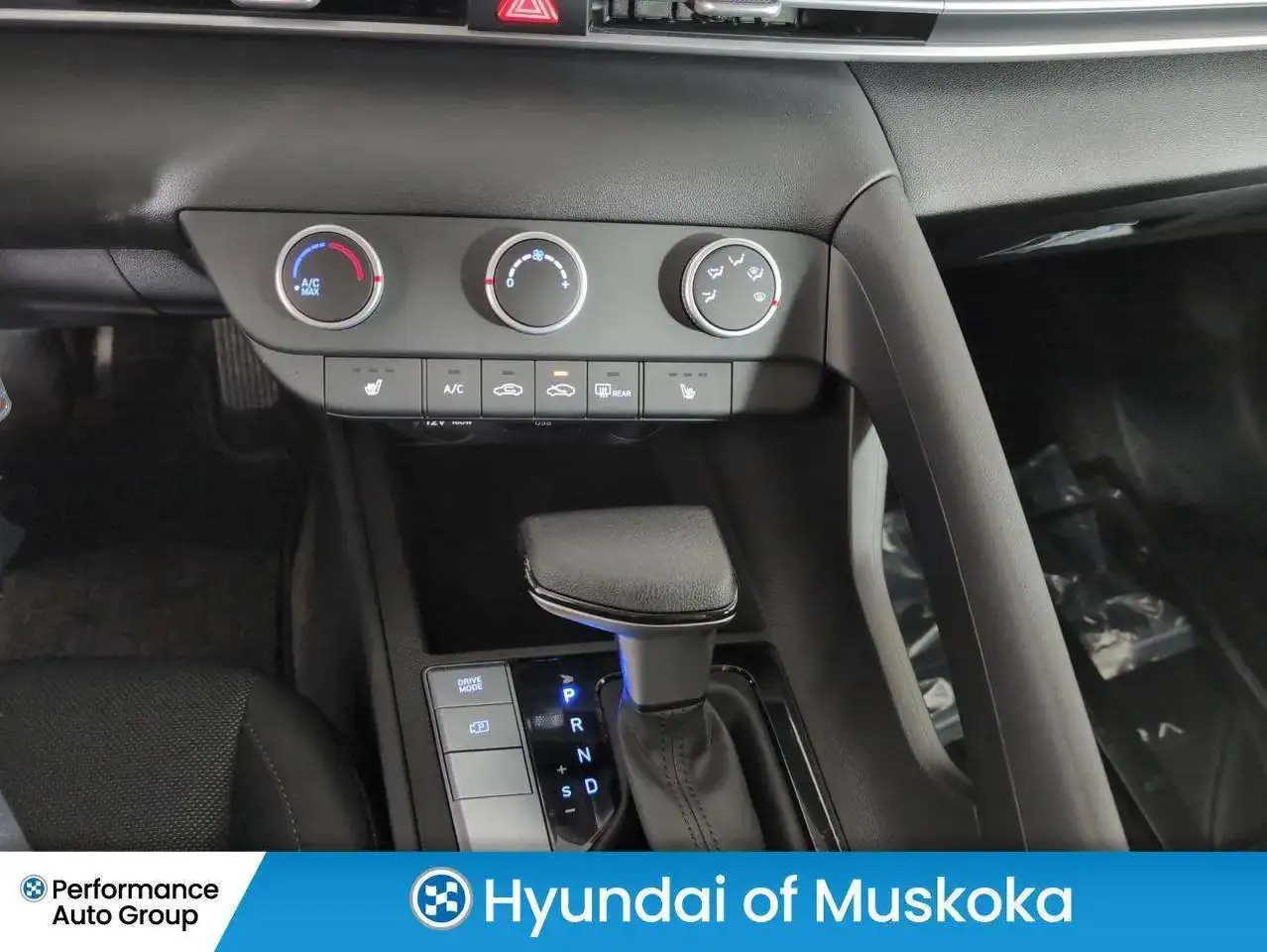 Hyundai ELANTRA снимка Hyundai ELANTRA