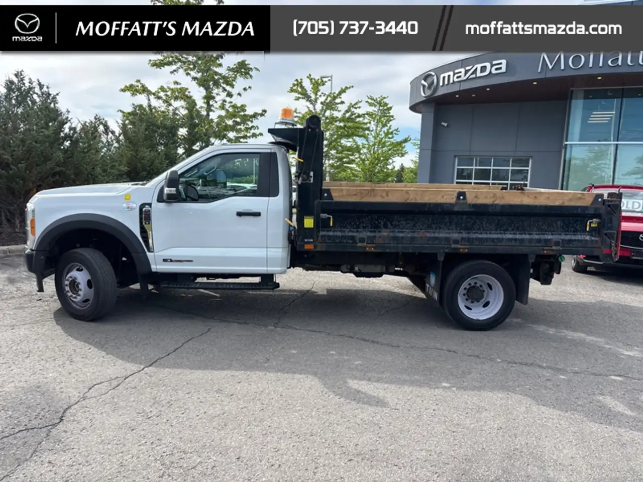 Ford F-550 Super Duty снимка Ford F-550 Super Duty