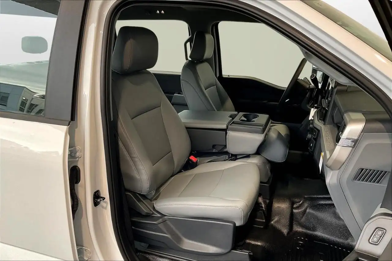 Ford F 550 снимка Ford F 550