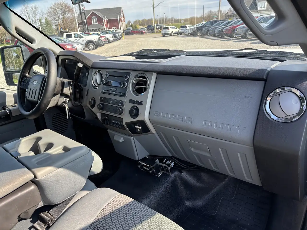 Ford F-550 Super Duty снимка Ford F-550 Super Duty