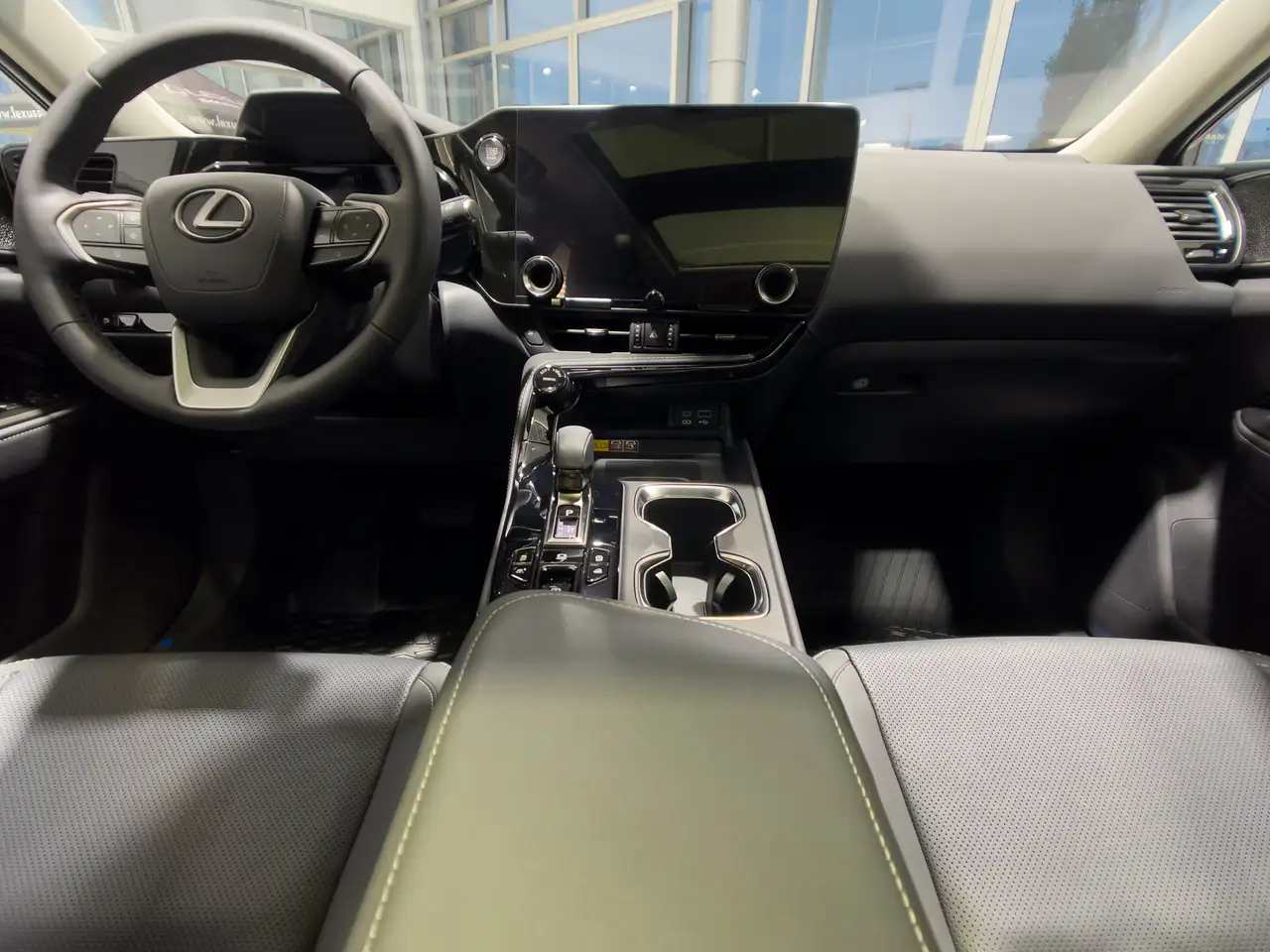 Lexus NX fotografie Lexus NX