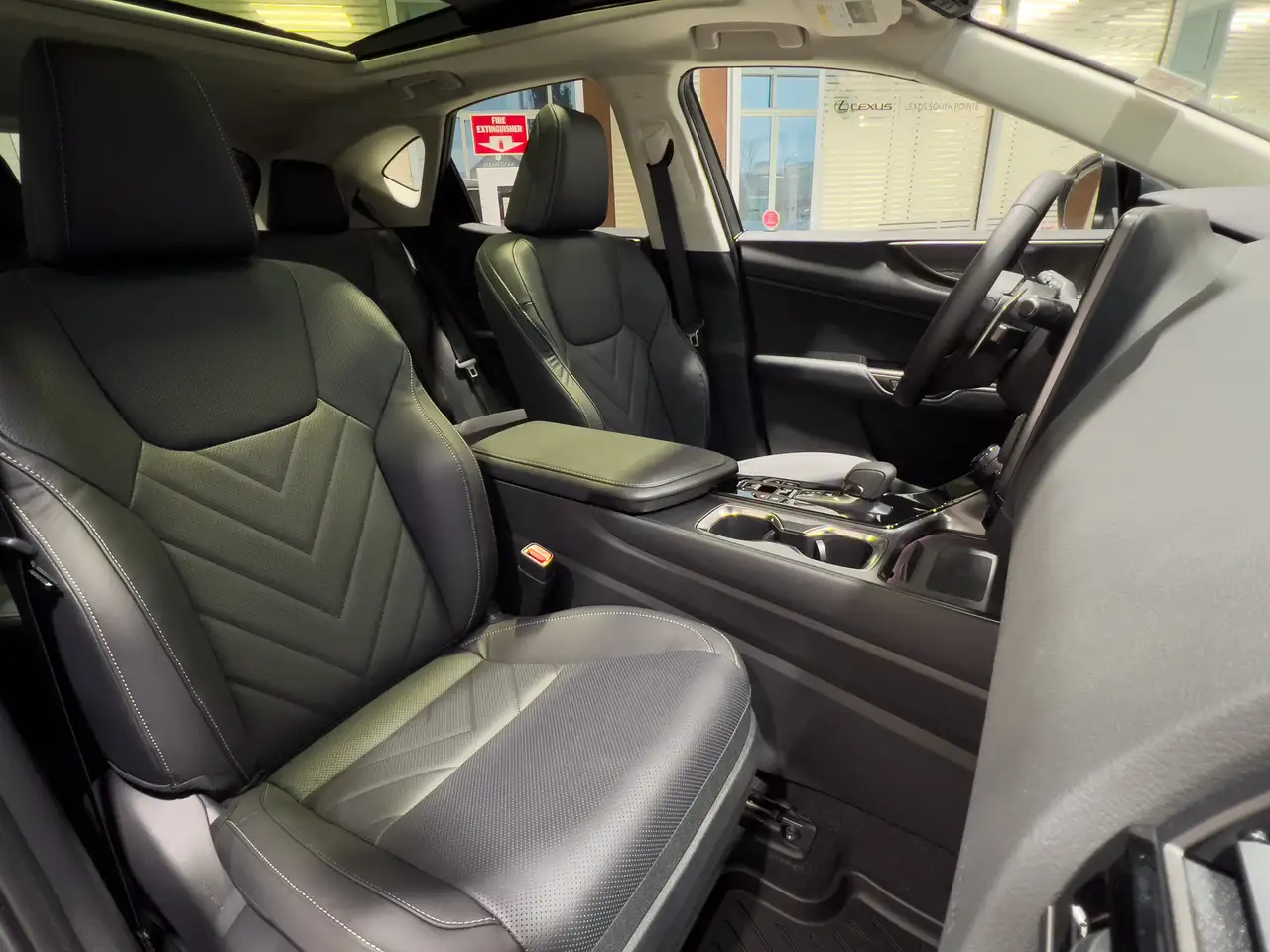 Lexus NX fotografie Lexus NX