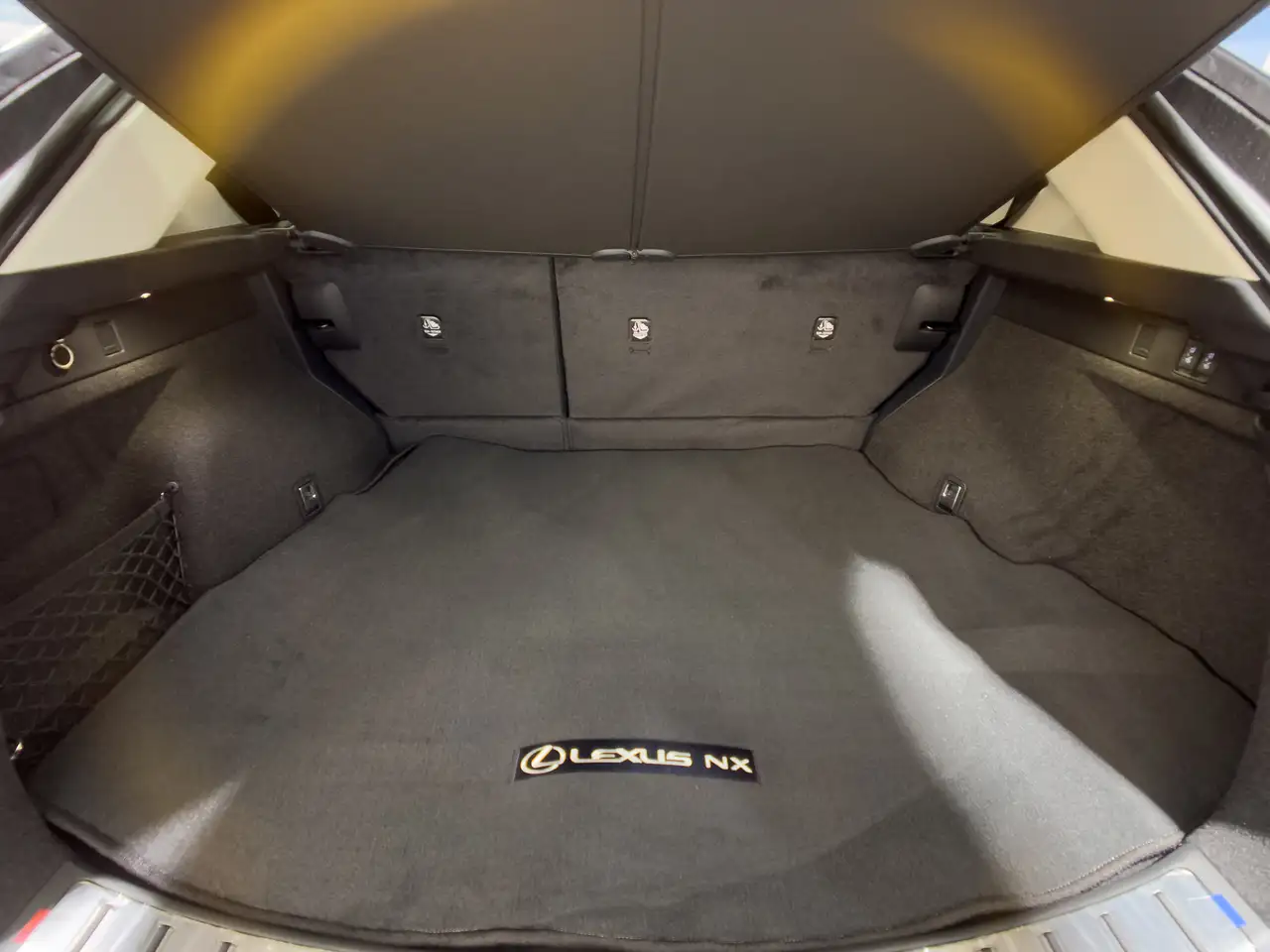Lexus NX fotografie Lexus NX