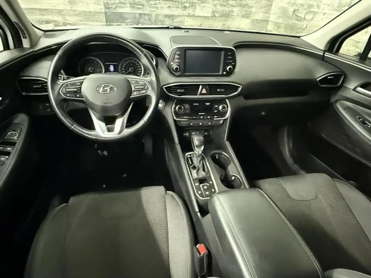 Hyundai SANTA FE photo Hyundai SANTA FE